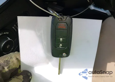 2015 Jeep Renegade Latitude z USA, uszkodzony, nr VIN ZACCJABT4FPB90539